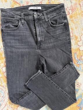 Super Stretchy Joe’s Gray/Black Jeans Medium High Rise